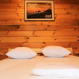chalet-pyreneen.midi-pyreneeshotels.com/