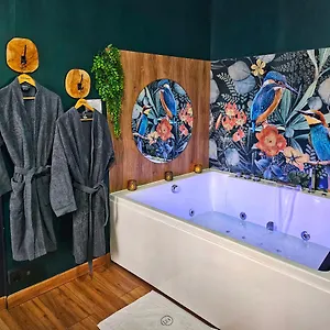 Passion - Jacuzzi Prive - Table Massage Appartement